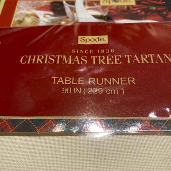 🎄Brand New Spoke Christmas Tree Tartan 90" Table Runner🌟 - Picture 4 of 5